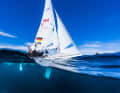 Hier sind die neuen Vize-Europameister Simon Diesch und Anna Markfort beim Fotoshooting mit Sailing Energy in Aktion zu sehen
