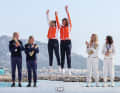 Il podio del 49er FX alla regata olimpica di Marsiglia