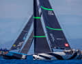Das Team American Magic Quantum Racing vor Team Alkedo powered by Vitamina.