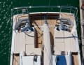 Barrierefrei: Die Laufdecks sind zum Deck abgesenkt. So gibt es keine Hindernisse auf dem Weg vom Cockpit auf das Vorschiff