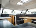 Moody DS 41: En vogue. The interior of the Moody DS 41 is bright and chic. The window front remains almost uninterrupted and offers limitless harbour cinema