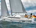 Bavaria C45: Geräumiger Tourer mit einer Vielzahl von möglichen Ausbauvarianten. Einziges Boot in der Klasse mit Dingi-Garage