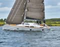 Hanse 458: Starke Konkurrenz. Die Hanse kann mit ihren guten Segel­eigenschaften und vielen durchdachten Details punkten