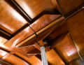 Tricky: the lounge table doubles as a bunk board and can be pushed under the ceiling