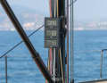 Mast-Have: Das Carbonrigg passt gut zur First, kostet wie die Instrumente am Mast jedoch Aufpreis