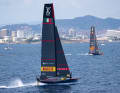 Le duel entre le "BoatOne" d'Alinghi Red Bull Racing et le "Luna Rossa" italien