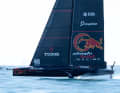 Alinghi setzte sich am Ende mit ihrem innovativen, aggresiv anmutenden Boliden durch und qualifizierte sich fürs Halbfinale
