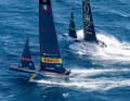 The evasive manoeuvre with a quick jibe slows down Ben Ainslie's team