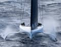 Die Frauen-Crews rasten zum Auftakt im Women's America's Cup mit Geschwindigkeiten von mehr als 40 Knoten über den Kurs