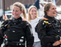 La capitaine de l'équipe Carolina Werner (à droite) et les barreuses Tina Lutz (en action dimanche) et Victoria Jurczok (en action lundi)