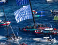 Emirates Team New Zealand remercie ses hôtes à Barcelone après sa victoire dans le 37e match de la Coupe de l'America.
