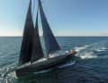 Per "Zemi" (33 m, Baltic Yachts) ...
