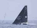 Gitanas "Maxi Edmond de Rothschild" wird von Albatrossen begleitet