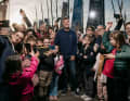 Paul Meilhat mit Fans in Les Sables-d'Olonne.