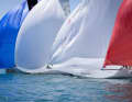 Un bel colpo d'occhio del fotografo Vincent Olivaud, che ha fornito anche alcune indimenticabili immagini del Vendée Globe. Qui ha visto il Bleu-Blanc-Rouge alla partenza della Puru Transgascogne - i colori nazionali della Francia.