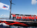 Die "Phoenix"-Crew feiert ihren Sieg bei der Regatta vor Puerto Portals