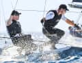 Die Neuseeländer Isaac McHardie und Will McKenzie in 49er-Action.