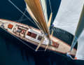 Hot needle. The impressive length-to-width ratio of the skerry cruiser "Gustaf" is particularly evident from the rigging