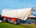 Christo" model: The best protection for the ship is a tarpaulin that covers the entire ship and ends at the waterline. Leave ventilation holes at the bow and stern - but not too large, otherwise they are a danger in storms