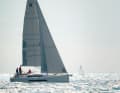 Visually, the Dufour offers great independence and a modern sail plan with only a slightly overlapping genoa on request; a self-tacking jib is standard