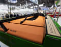 Die Saffier ist das wohl kleinste Boot mit Sonnenlounge auf dem Achterdeck