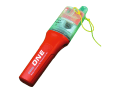 Be found: In a comparative test of seven AIS MOB transmitters, the Easyone from Weatherdock was the favourite. It triggers on contact with water.