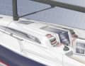 Extremely narrow cabin superstructure for small sheeting angles