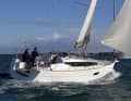 Sun Odyssey 319. Optisch zweifelsfrei als echte Jeanneau zu erkennen