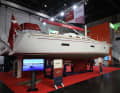 The rear platform only extends over part of the transom