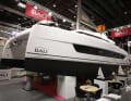 L'aspect trapu est typique de la catégorie des petits catamarans.