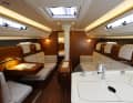 Wall units and hull windows: function with convenience
