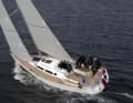 The cockpit is spacious and offers plenty of room to manoeuvre, not least thanks to the tiller steering