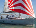 With Code Zero, the Allures 39.9 gets going well in the test, even in light winds
