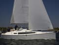 Bavaria Easy 9.7: no decorative strip and no hull window, but the recess for the latter is noticeable