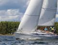 Variable. Since the jibs do not sit on the side of the boat, overlapping headsails can also be set. However, this is only necessary in very light winds