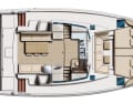 The actual saloon is spatially reduced and merges functionally with the guest cockpit