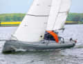 Bente 24: Corners, edges and a characterising fixed and transparent protective cap over the companionway