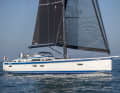 Simply racy, simply beautiful. And the high-tech Epex sails on the first carbon furling mast from Seldén somehow fit in well, we think