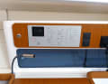 First 36 Tipptopp. The digital buttons can also be switched manually as a backup