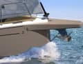 The permanently attached bowsprit is also new for the flagship. The massive moulded part also serves as a step and as an anchor bracket