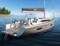 New from Dehler. On request, the boat is now also available with a targa bracket above the cockpit. It banishes the mainsheet from the cockpit and can also be used as a base for a large, solid sprayhood.