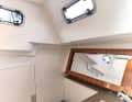 J 112 E The wet room is compact but easy to use. However, the storage space is limited