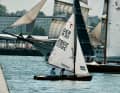Le pirate en bois "Liten Flicka" et le croiseur maritime de 50 m² "Rasmus".