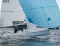 The Melges 15 on a test run on the Alster. The planing speed can be achieved quickly. The dinghy is currently being presented at boot