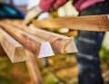 Länge ausmessen und Schäftungslänge hinzugeben. Ein Trapezprofil sorgt für gute Eigenschaften
