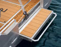 Just enough: the bathing platform. Nice: the trimming aids for the Traveller