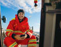 Der Skipper: Konstantin Dittrich, 23, ist in seiner Freizeit Segler und Retter bei der DLRG