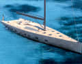 Elegant cruising base: a full-length teak deck, a real cockpit amidships and lots of windows in the hull - perfect for exploring the world