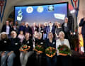 Gruppenbild mit allen Preisträgern und dem Organisations-Team des Abends, rechts TO-Vorsitzender Marcus Warnke