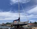 A Mossel Bay, le yacht arrive à terre pour réparation